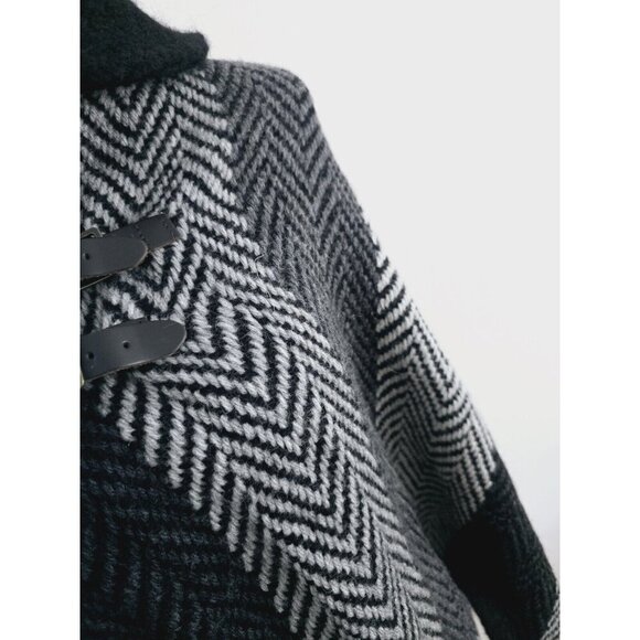 John Branigan Weavers Ireland Wool Herringbone Shawl Poncho Cape Capelet OS S - Picture 6 of 8